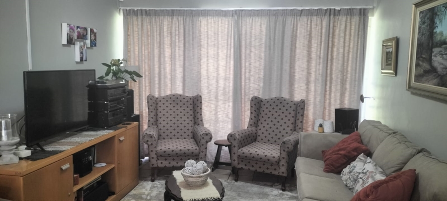 5 Bedroom Property for Sale in Waverley Free State